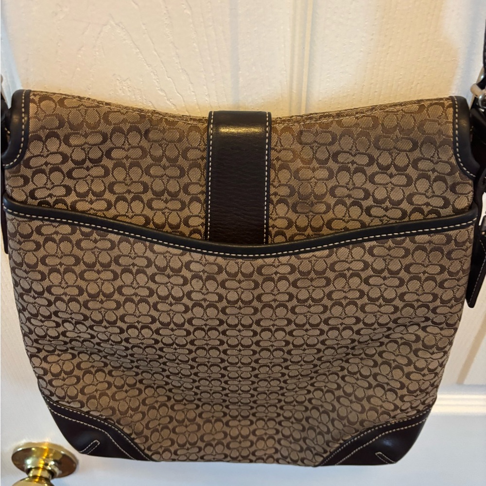 Coach VINTAGE F3K-6376 SoHo Mini Signature C Flap Crossbody Tan/Brown Bag EUC - Picture 9 of 16